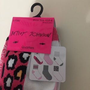Betsey Johnson love theme socks, NWT
